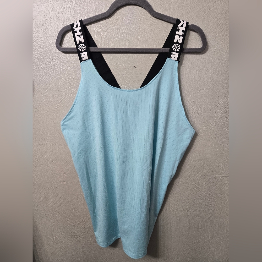 Nike Pro Dri-Fit mesh workout tank